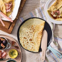 Alternative view of Le Creuset Online Traditional Round Crepe Pan - Traditional Round Crepe Pan