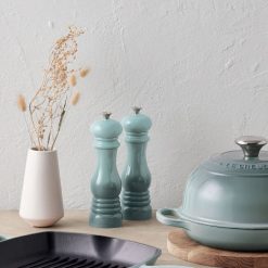 Le Creuset Online Acrylic Classic Salt and Pepper Mill Set - Acrylic Classic Salt and Pepper Mill Set