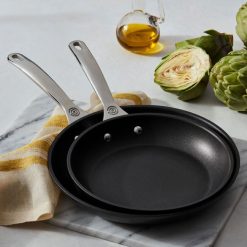 Le Creuset Online Toughened Non-stick PRO 2-Piece Fry Pan Set - Toughened Non-stick PRO 2-Piece Fry Pan Set