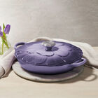 Le Creuset Online Signature Petal Braiser - Signature Petal Braiser - Image 47