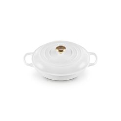 Le Creuset Online Signature Braiser with Gold Knob - Signature Braiser with Gold Knob