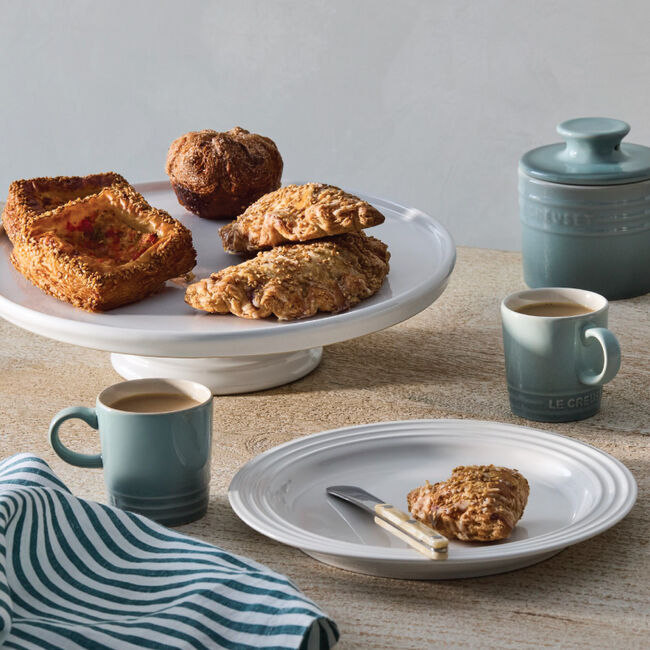 Le Creuset Online Footed Cake Stand - Footed Cake Stand