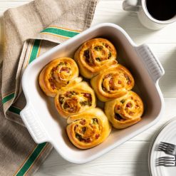 Le Creuset Online Heritage Square Dish - Heritage Square Dish