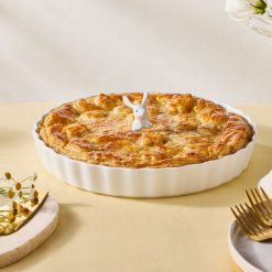 Alternative view of Le Creuset Online Bunny Pie Vent - Bunny Pie Vent
