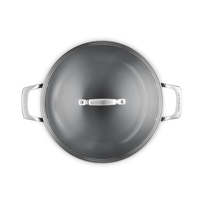 Le Creuset Online Essential Non-stick Ceramic Shallow Braiser with Glass Lid - Essential Non-stick Ceramic Shallow Braiser with Glass Lid - Image 11