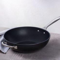 Le Creuset Online Toughened Non-stick PRO Stir-Fry Pan - Toughened Non-stick PRO Stir-Fry Pan
