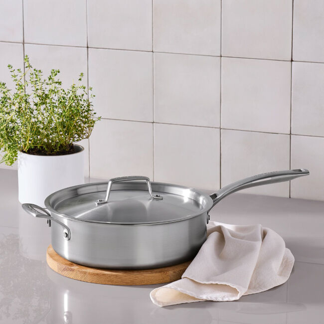 Le Creuset Online Essential Stainless Steel Saut?? Pan - Essential Stainless Steel Saut?? Pan