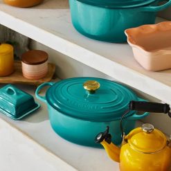 Le Creuset Online Signature Oval Dutch Oven - Signature Oval Dutch Oven