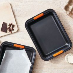 Le Creuset Online Non-stick Metal Bakeware 2-Piece Rectangular Cake Pan Set - Non-stick Metal Bakeware 2-Piece Rectangular Cake Pan Set