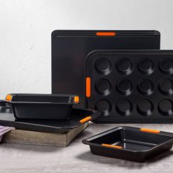 Alternative view of Le Creuset Online Non-stick Metal Bakeware 5-Piece Set - Non-stick Metal Bakeware 5-Piece Set