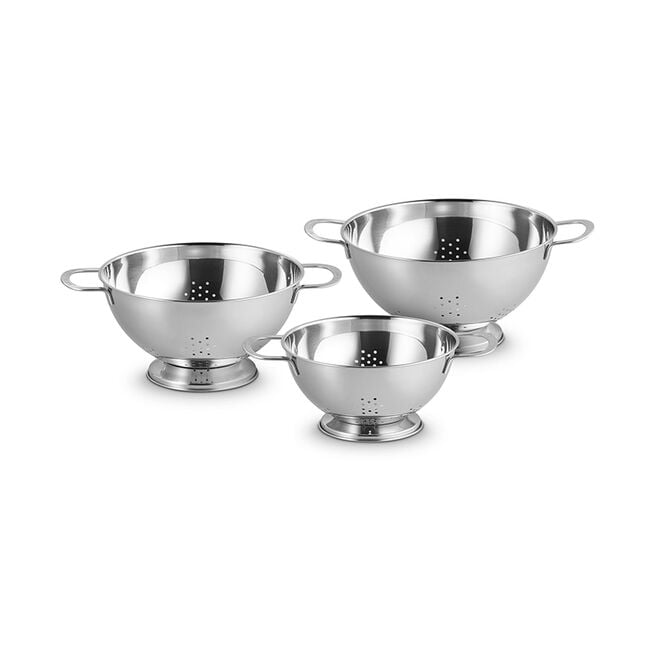 Le Creuset Online Stainless Steel 3-Piece Colander Set - Stainless Steel 3-Piece Colander Set - Image 3