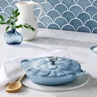 Le Creuset Online Signature Petal Braiser - Signature Petal Braiser - Image 49