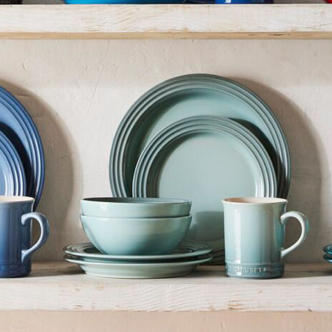 Le Creuset Online Vancouver 16-Piece Dinnerware Set - Vancouver 16-Piece Dinnerware Set - Image 3