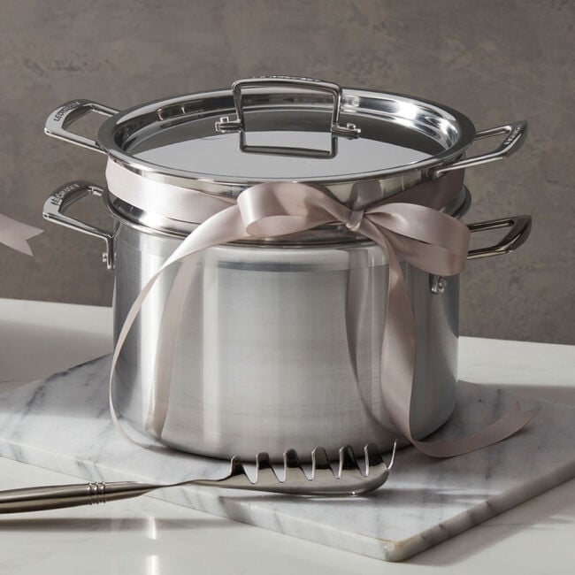 Le Creuset Online Classic Stainless Steel Pasta Pot with Colander Insert - Classic Stainless Steel Pasta Pot with Colander Insert - Image 11