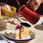 Le Creuset Online Signature Petite Pitcher - Signature Petite Pitcher - Image 15