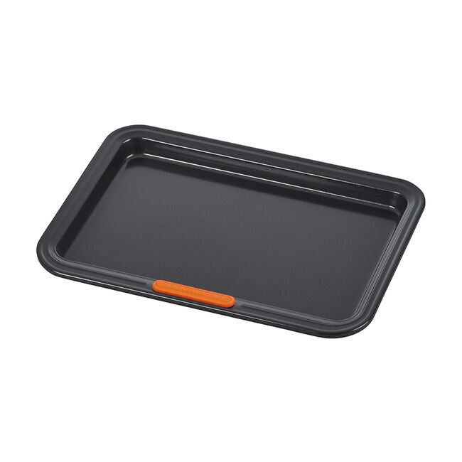 Le Creuset Online Non-stick Metal Bakeware 4-Piece Toaster Oven Set - Non-stick Metal Bakeware 4-Piece Toaster Oven Set - Image 4