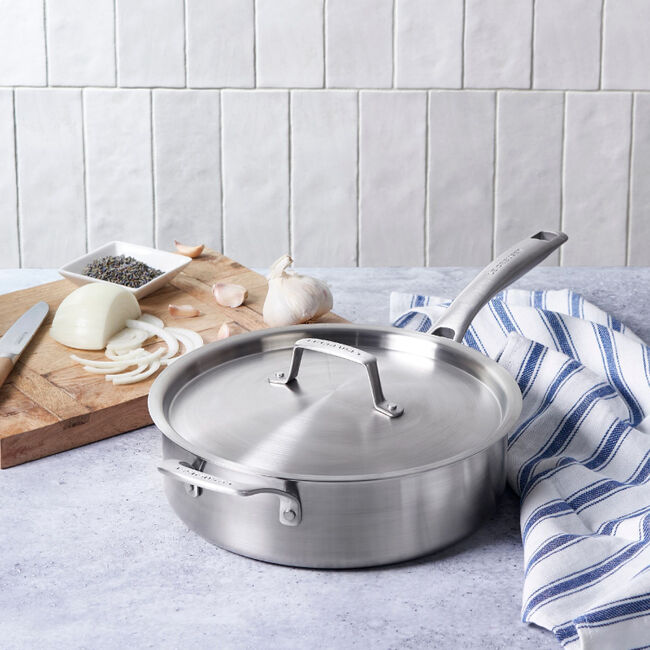 Le Creuset Online Essential Stainless Steel Saut?? Pan - Essential Stainless Steel Saut?? Pan - Image 5