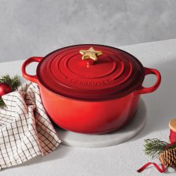 Alternative view of Le Creuset Online Star Knob - Star Knob