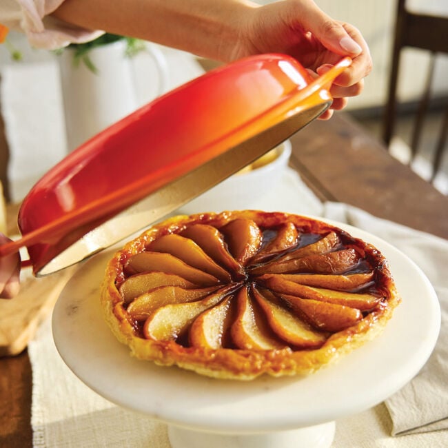 Le Creuset Online Traditional Round Tarte Tatin Dish - Traditional Round Tarte Tatin Dish - Image 7