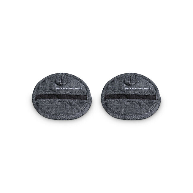 Le Creuset Online Pot Grips, Set of 2 - Pot Grips, Set of 2 - Image 4
