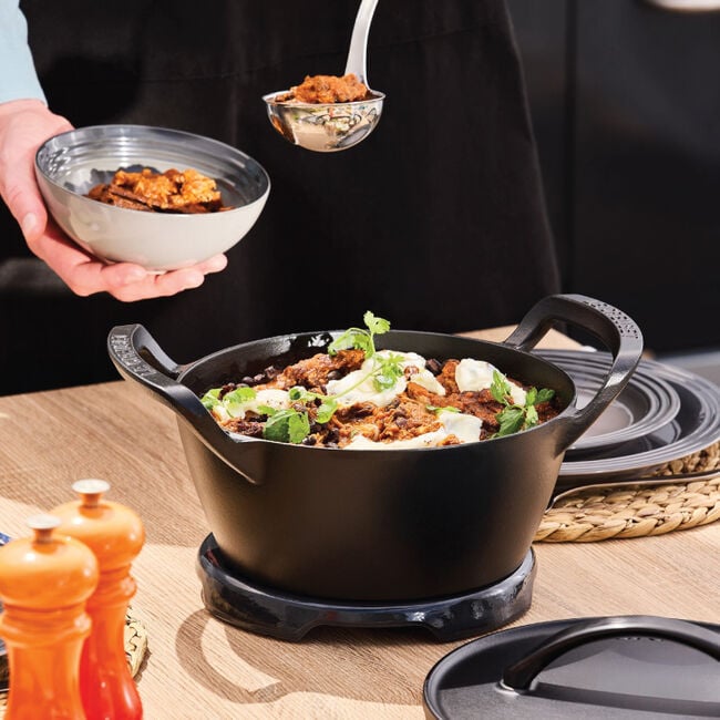 Le Creuset Online Alpine Outdoor Collection Round Dutch Oven - Alpine Outdoor Collection Round Dutch Oven