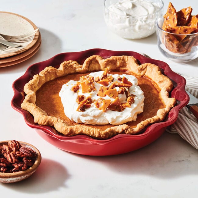 Le Creuset Online Heritage Fluted Pie Dish - Heritage Fluted Pie Dish - Image 22