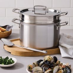 Le Creuset Online Classic Stainless Steel Pasta Pot with Colander Insert - Classic Stainless Steel Pasta Pot with Colander Insert