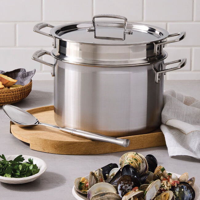 Le Creuset Online Classic Stainless Steel Pasta Pot with Colander Insert - Classic Stainless Steel Pasta Pot with Colander Insert