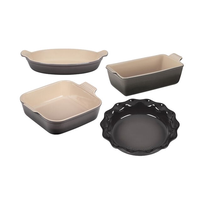Le Creuset Online Heritage 4-Piece Bakeware Essentials Set - Heritage 4-Piece Bakeware Essentials Set - Image 10