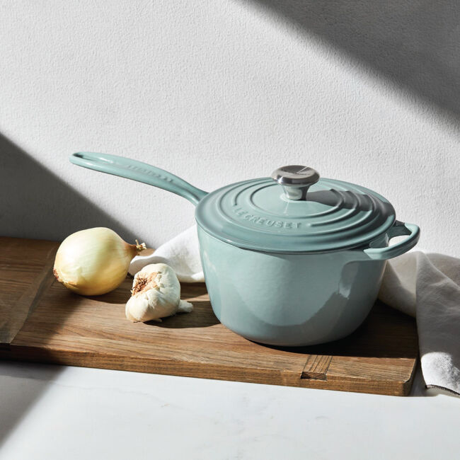 Le Creuset Online Signature Saucepan - Signature Saucepan - Image 2