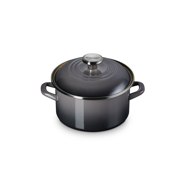 Le Creuset Online Traditional Petite Stockpot - Traditional Petite Stockpot - Image 10