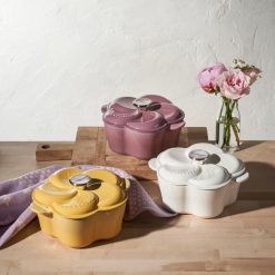 Le Creuset Online Traditional Floral Oven - Traditional Floral Oven