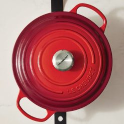 Alternative view of Le Creuset Online Silicone Travel Latch - Silicone Travel Latch
