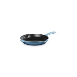 Alternative view of Le Creuset Online Traditional Round Skillet - Traditional Round Skillet