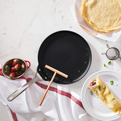 Alternative view of Le Creuset Online Toughened Non-stick PRO Crepe Pan - Toughened Non-stick PRO Crepe Pan