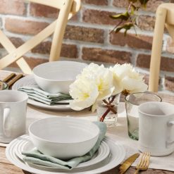 Le Creuset Online Vancouver 16-Piece Dinnerware Set - Vancouver 16-Piece Dinnerware Set