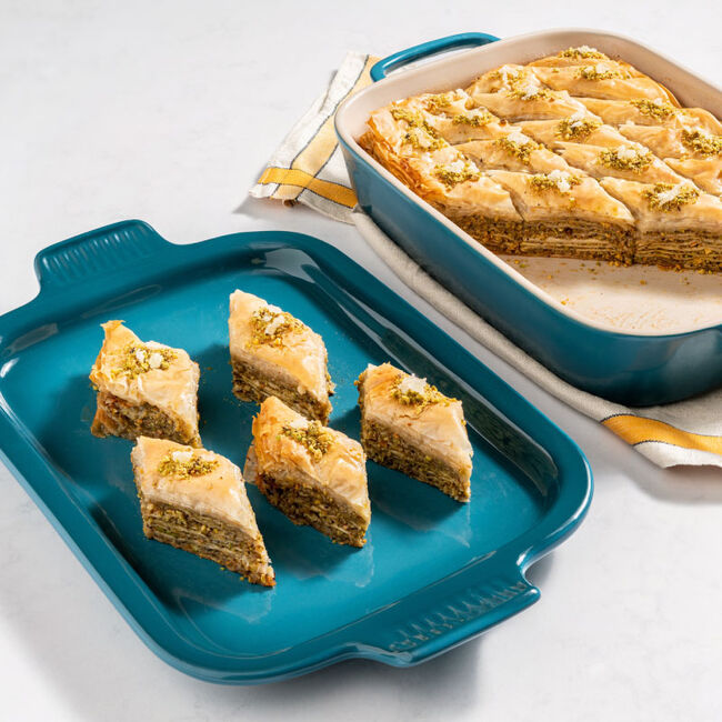 Le Creuset Online Rectangular Dish with Platter Lid - Rectangular Dish with Platter Lid - Image 14
